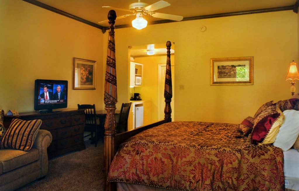 Inn On Barons Creek Fredericksburg Bilik gambar