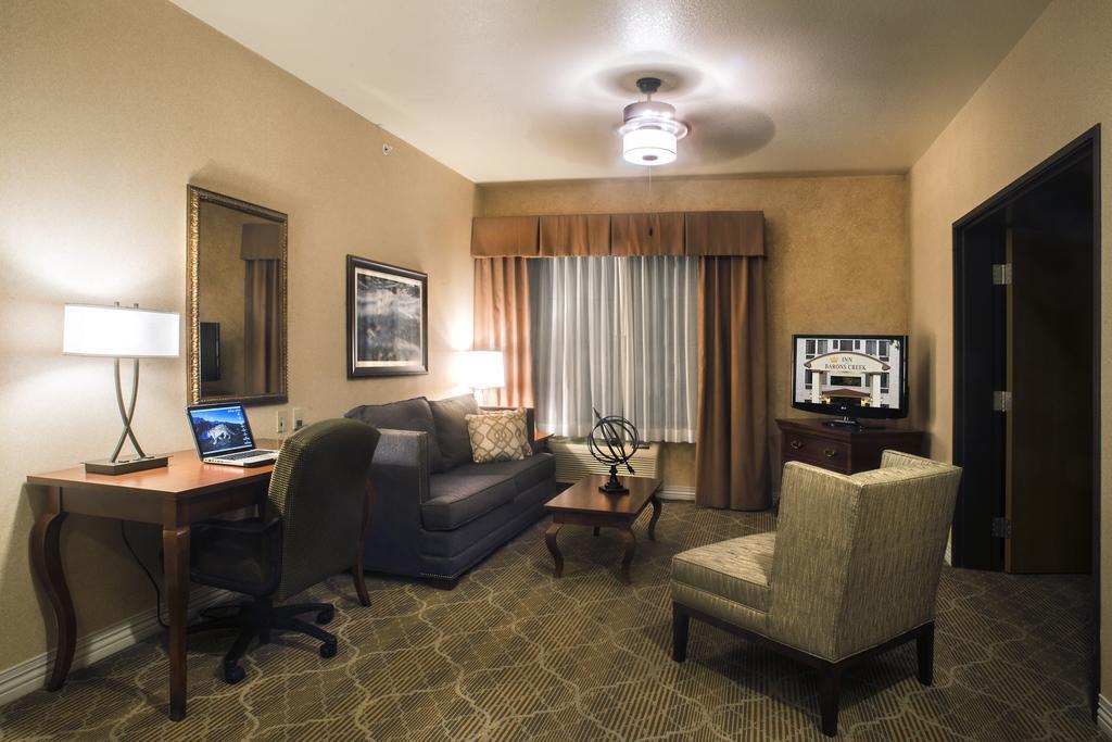 Inn On Barons Creek Fredericksburg Luaran gambar