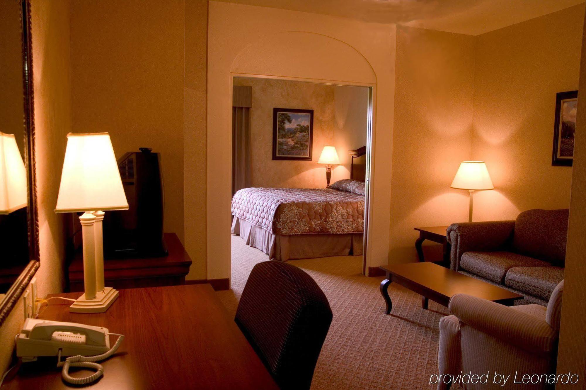 Inn On Barons Creek Fredericksburg Bilik gambar