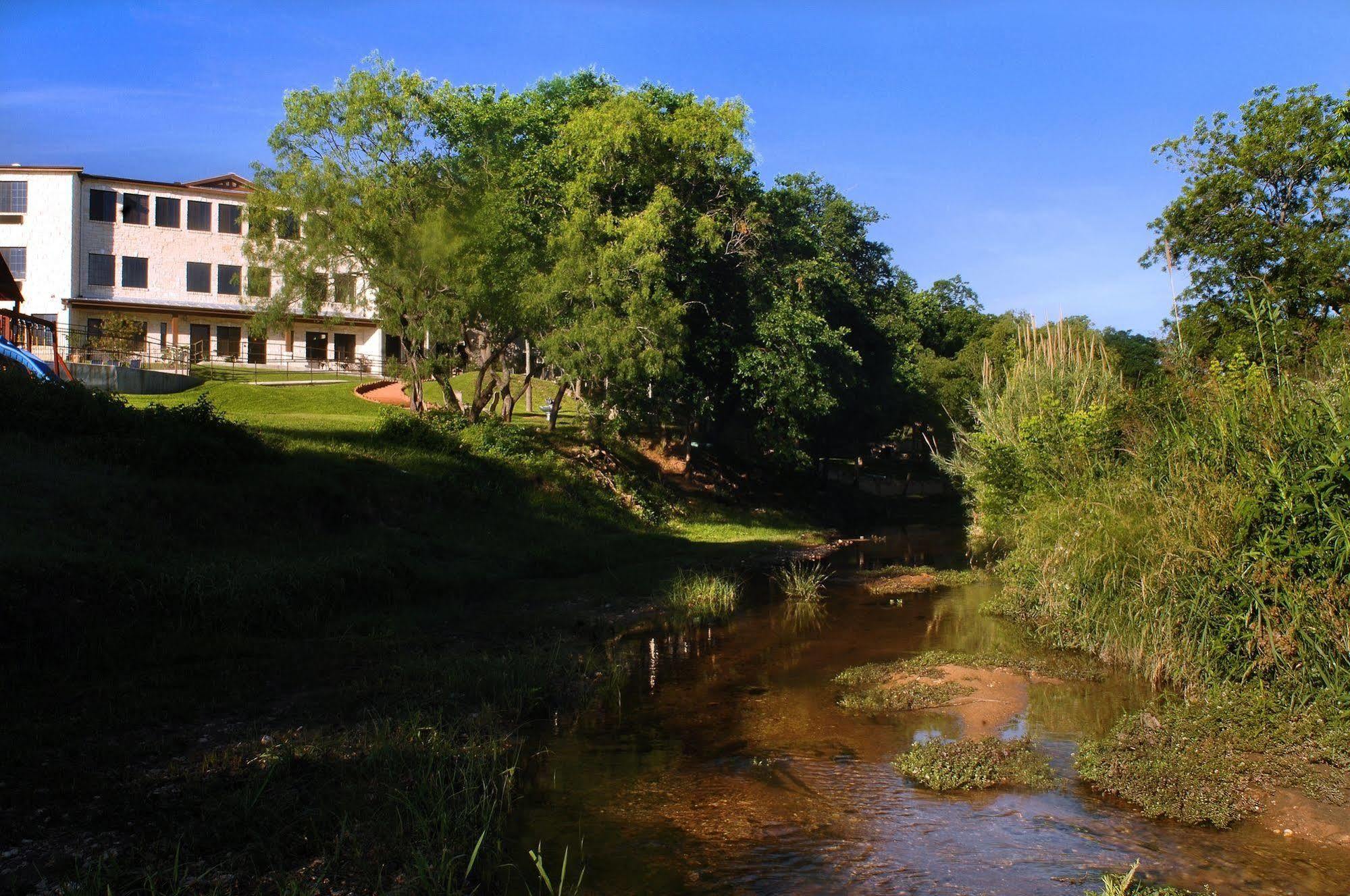 Inn On Barons Creek Fredericksburg Luaran gambar
