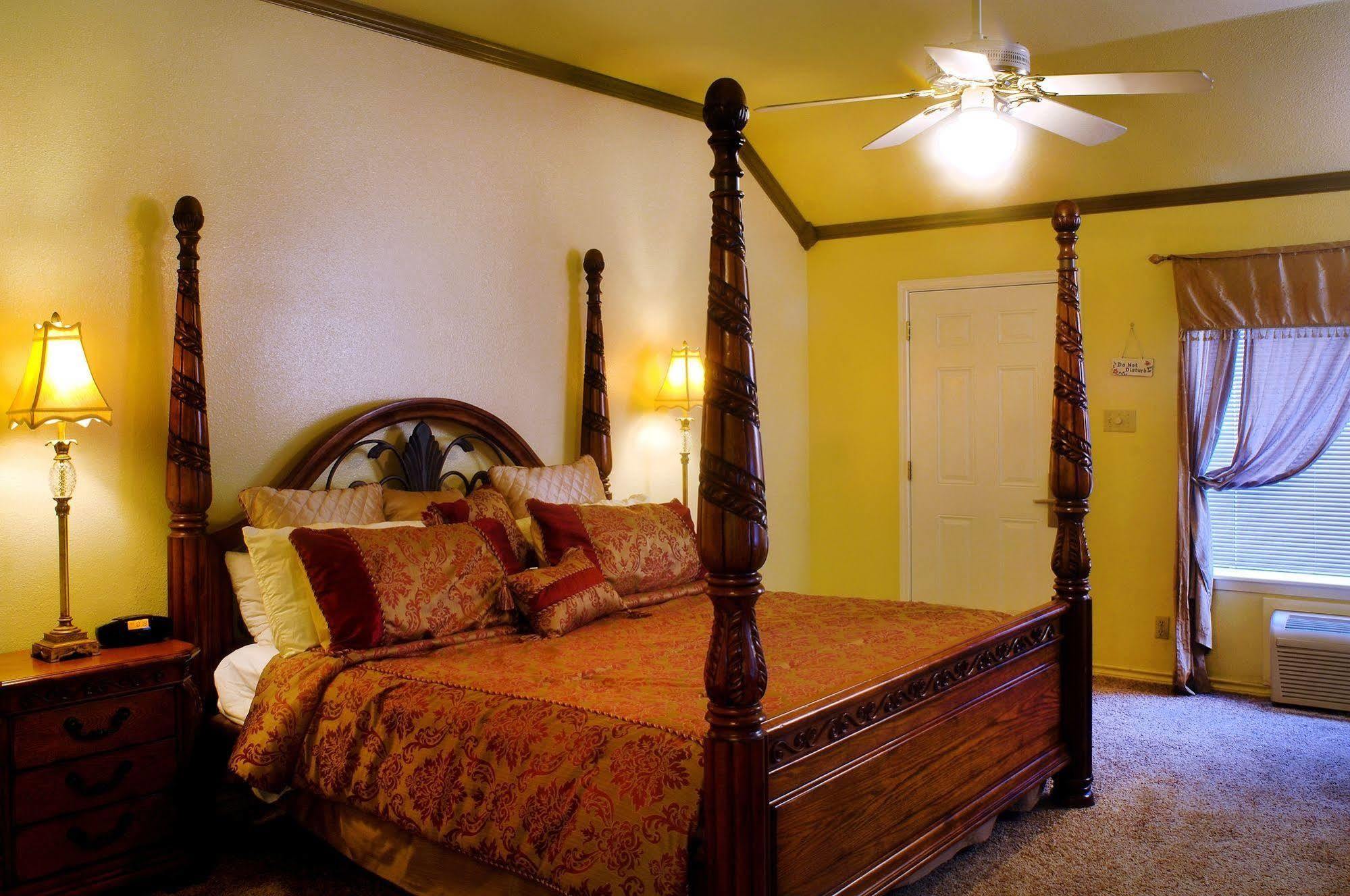 Inn On Barons Creek Fredericksburg Bilik gambar
